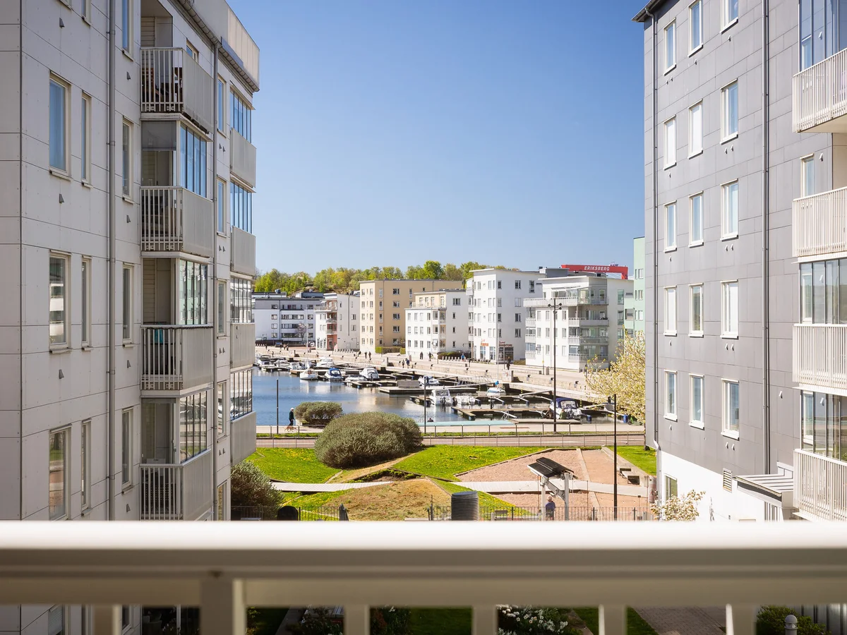 Vintergatan 5, Sannegårdshamnen