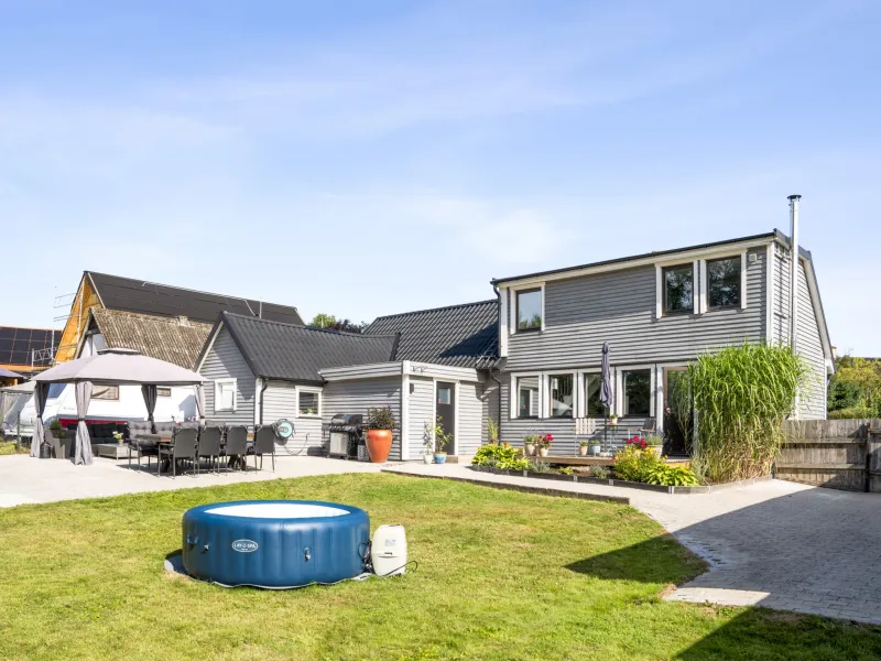 Eriksgatan 4, Ekeby | Villa | SkandiaMäklarna