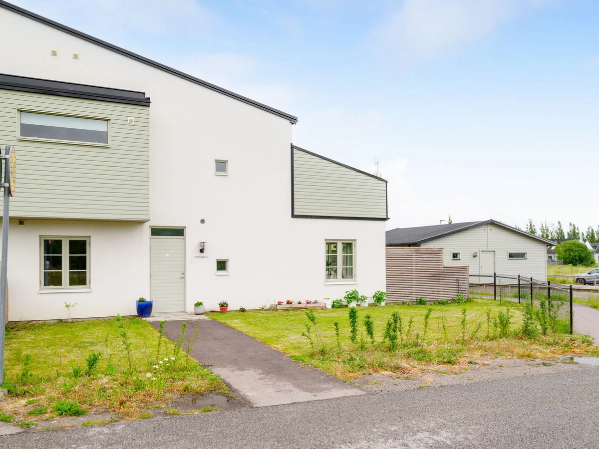Stilren Premiumtvåa med Exklusiv Känsla – En av Föreningens Bästa