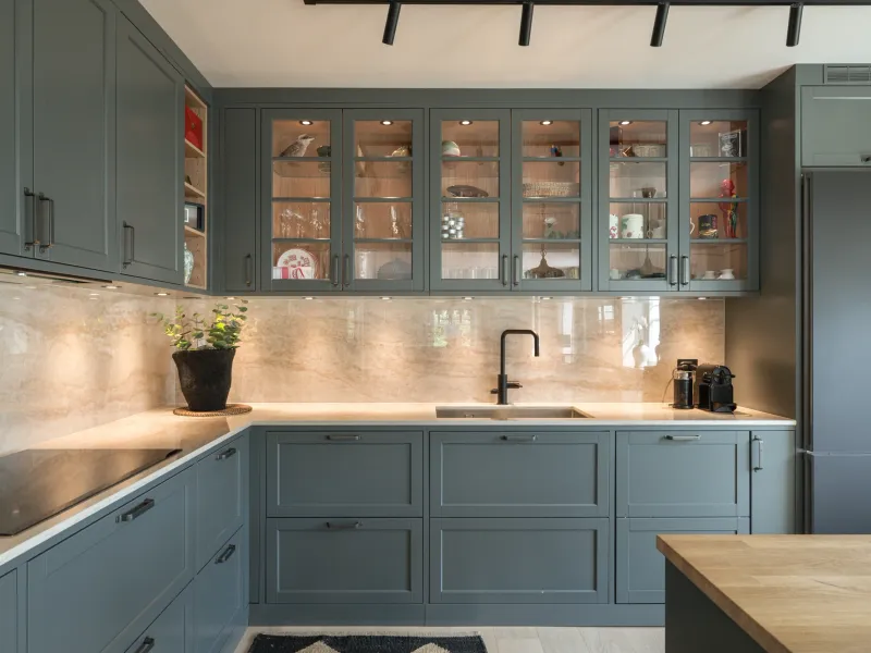 Tastefully renovated villa with a lovely terrace in popular Långedrag