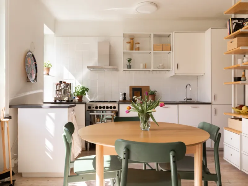 Funkispärla högt upp med härlig känsla, fint ljus och smart disponerad som 2,5:a