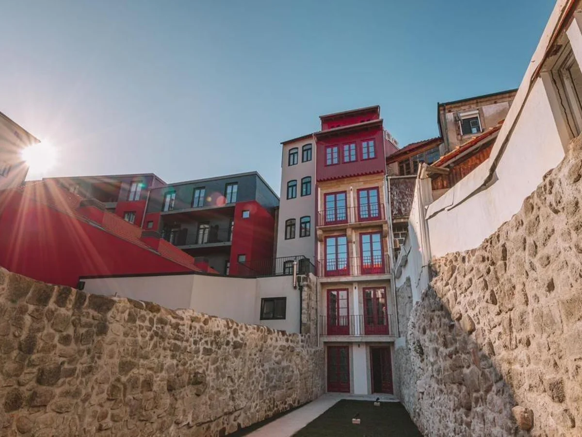 Building - Porto (Cedofeita - Santo Ildefonso - Sé - Miragaia - São Nicolau - Vitória)
