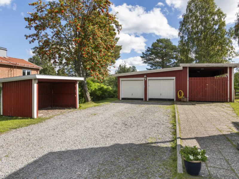 Välkommen till Knaftvägen 15 – ett hem att trivas i