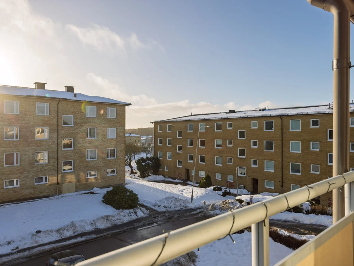Ljus trea med balkong i söderläge!