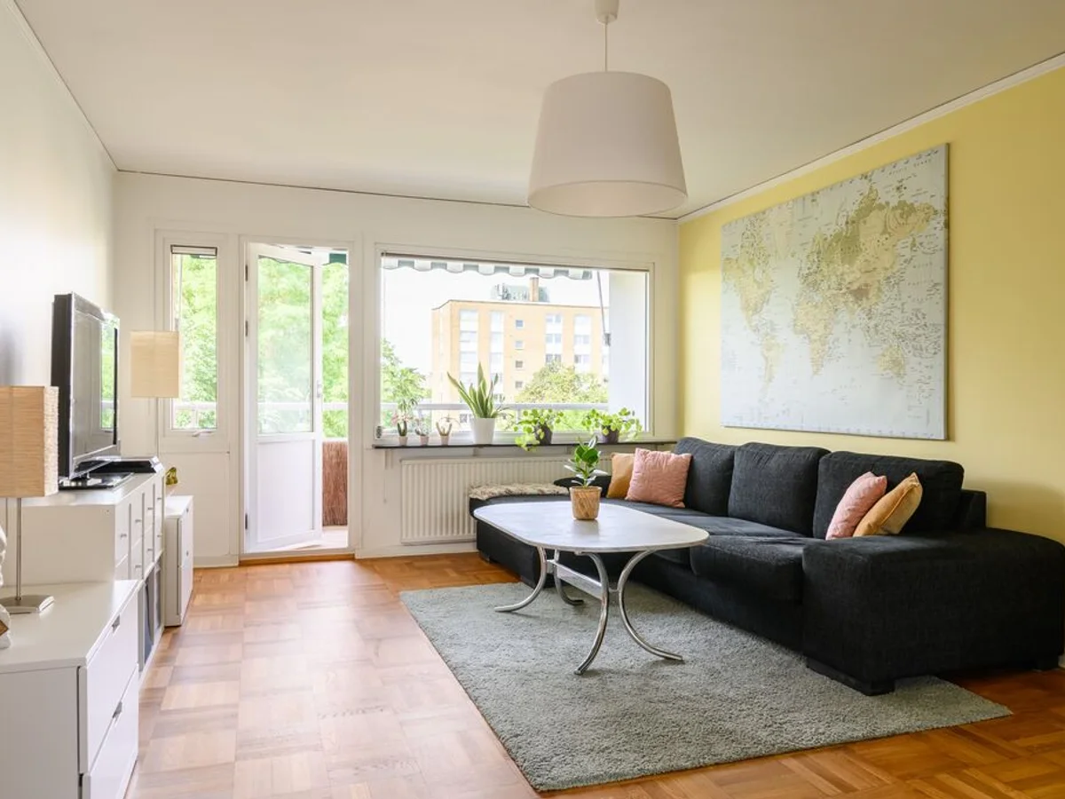 Renoverat badrum - uppdaterade ytskikt - balkong i västerläge - Kastanjegatan 25B, Nilstorp