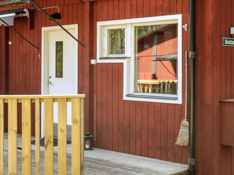 Adelsö ringväg 19A - Adelsö - Fritidshus - HusmanHagberg