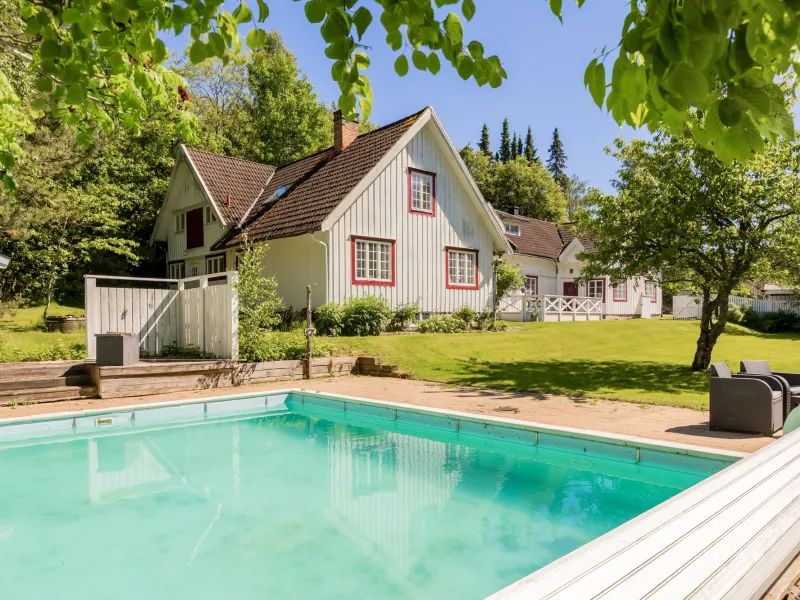 Gamla Särövägen 270, Kullavik - Villa, 9 rooms, 432 m²