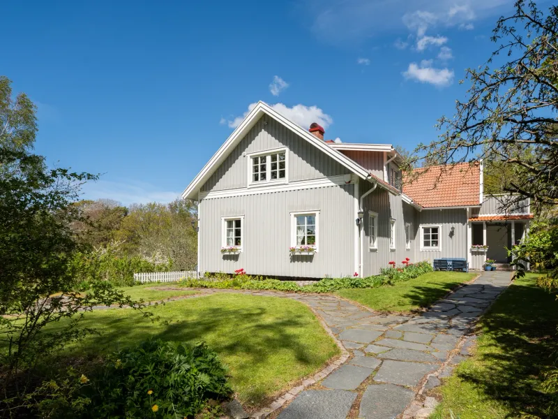 Norra Ekekullsvägen 8, Kullavik - Villa, 9 rooms, 258 m²