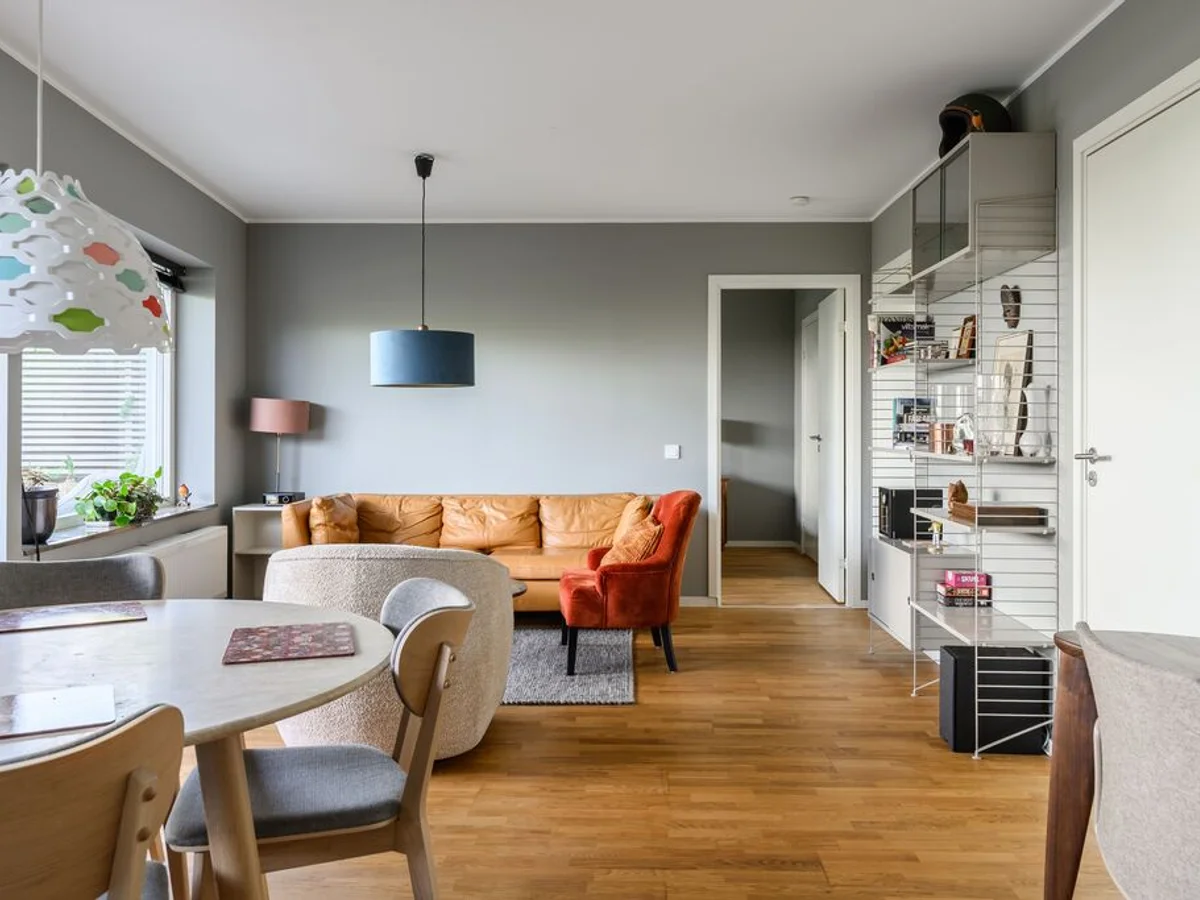 Social - Välplanerad - Uteplats - Mittlinjen 7B, Arenaparken