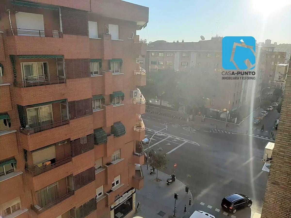 VENTA de estudio en calle Doctor Esquerdo, Madrid