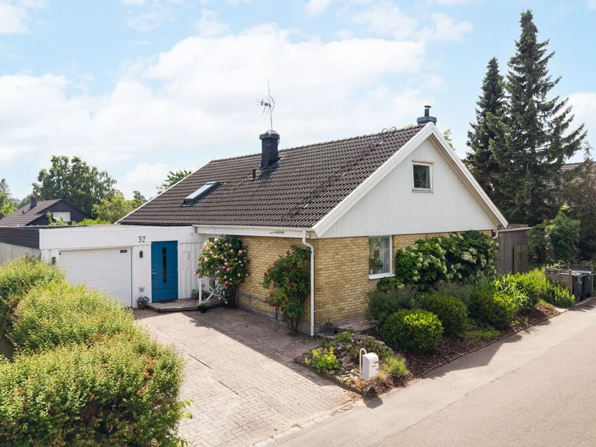 Välplanerad familjevilla - pool - renoverade ytor - Kornvägen 32, Södra Sandby