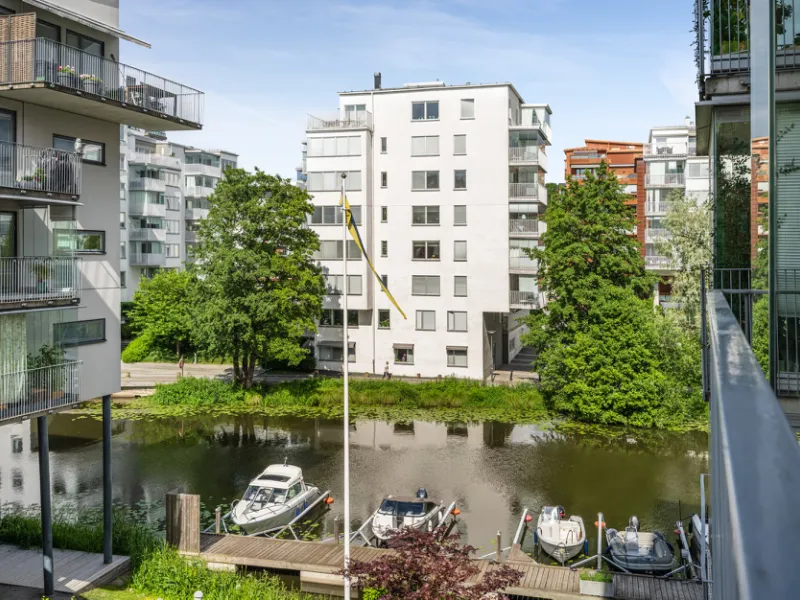 Karlsbodavägen 42, vån 4
