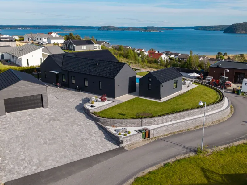 Korstensholmsvägen 1 - Lanesund, Uddevalla - Detached villa - HusmanHagberg