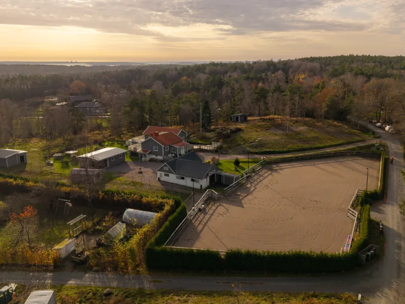 Buaredsvägen 6, Åsa - Villa, 6 rum, 137 m²