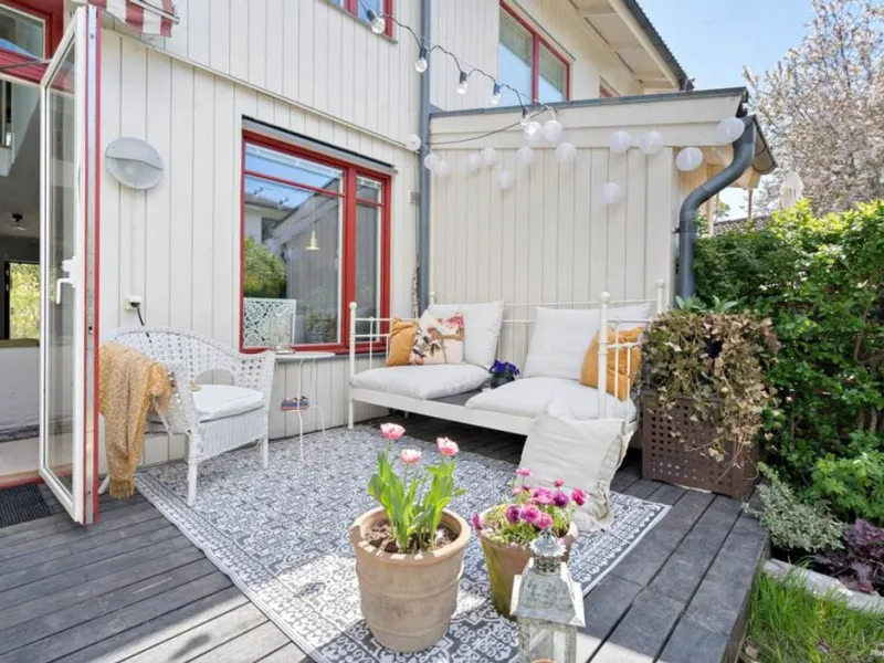Grönvretsvägen 1B - Jakobsberg - Västra, Järfälla - Terraced house - HusmanHagberg