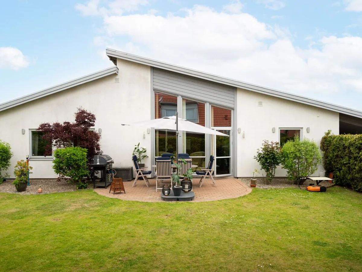 Enplansvilla - Högt i tak och välplanerat - solceller - Durins gränd 2, Nya Linero
