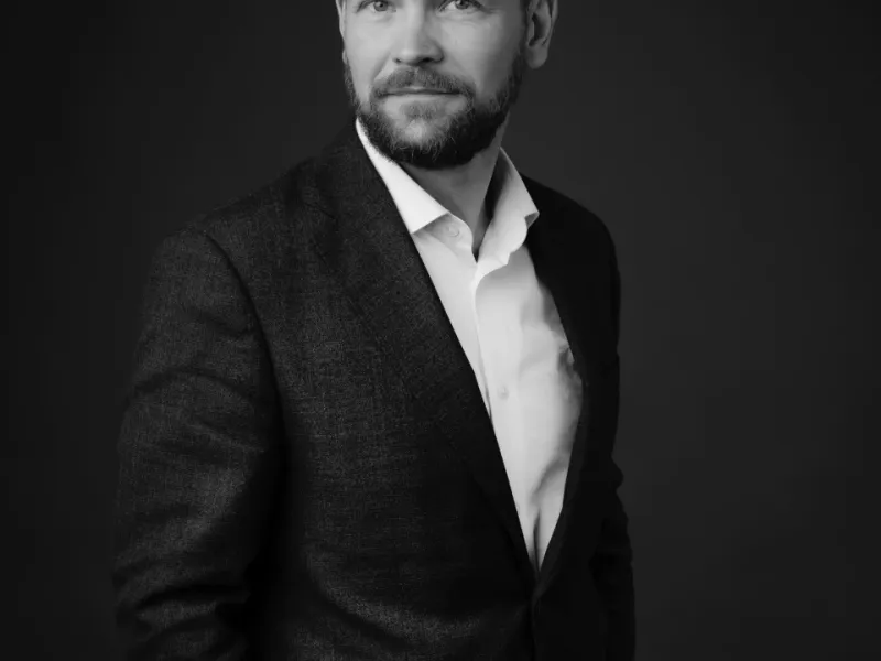 NYPRODUKTION - TILLFÄLLIGT PRIS FRAM TILL SEPTEMBER - FANTASTISK TAKHÖJD