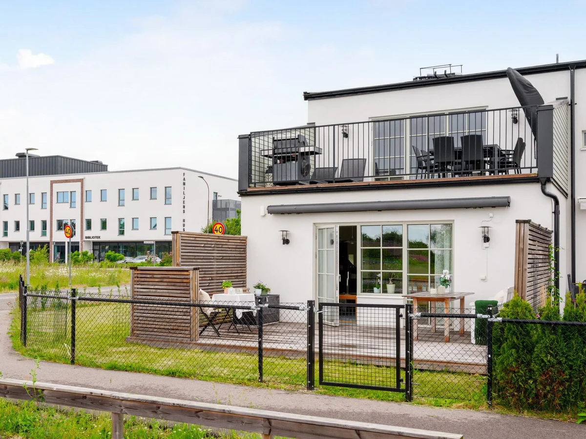 Stilren Premiumtvåa med Exklusiv Känsla – En av Föreningens Bästa