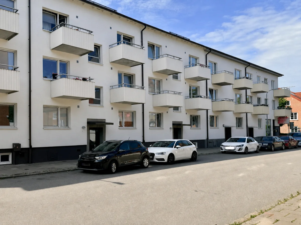 Charmig 2 rok om 48,5 kvm på första våningen – mitt i centrala Trelleborg!