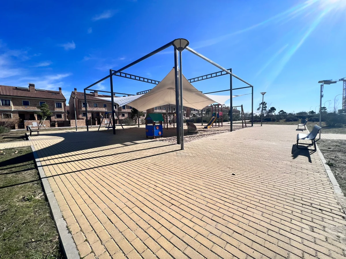 A estrenar en Urbanizacion cerrada – Velilla de San Antonio – Madrid