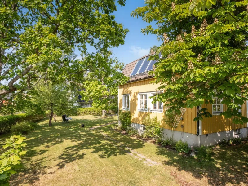 Bifrostvägen 5 - Skälby, Järfälla - Friliggande villa - HusmanHagberg