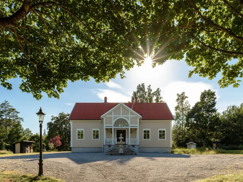Lönnbacken 1