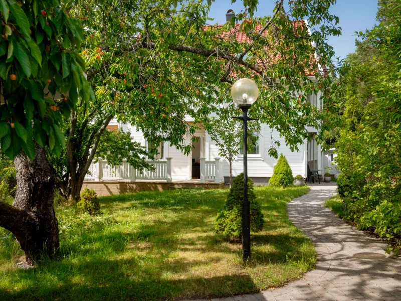 Tyrvägen 32, Saltsjö-Boo | Villa | SkandiaMäklarna