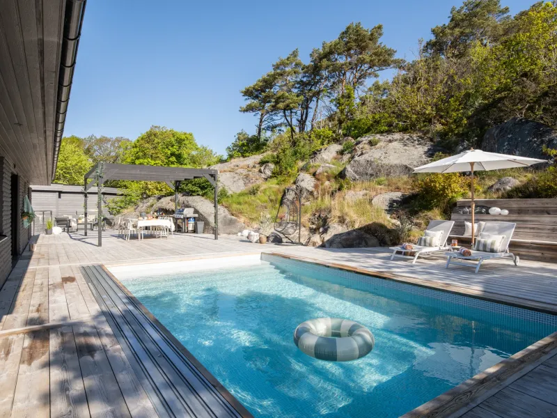 Billdals stationsväg 3B, Billdal - Villa, 8 rooms, 306 m²