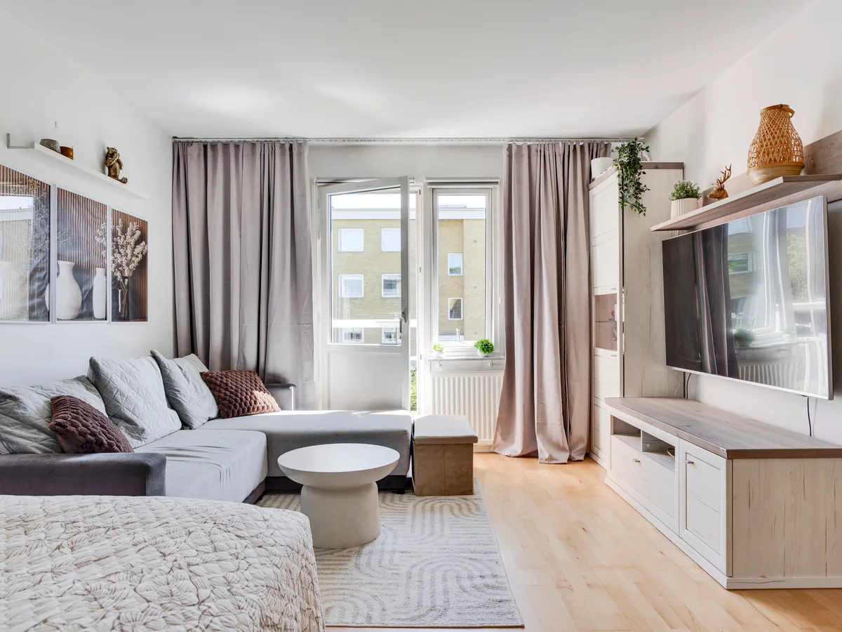 Renoverad och välplanerad lägenhet i bra förening!