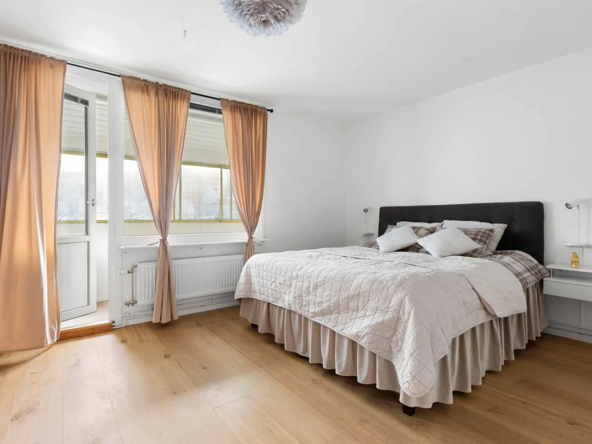 Kavallerigatan 95, Centrala Väsby