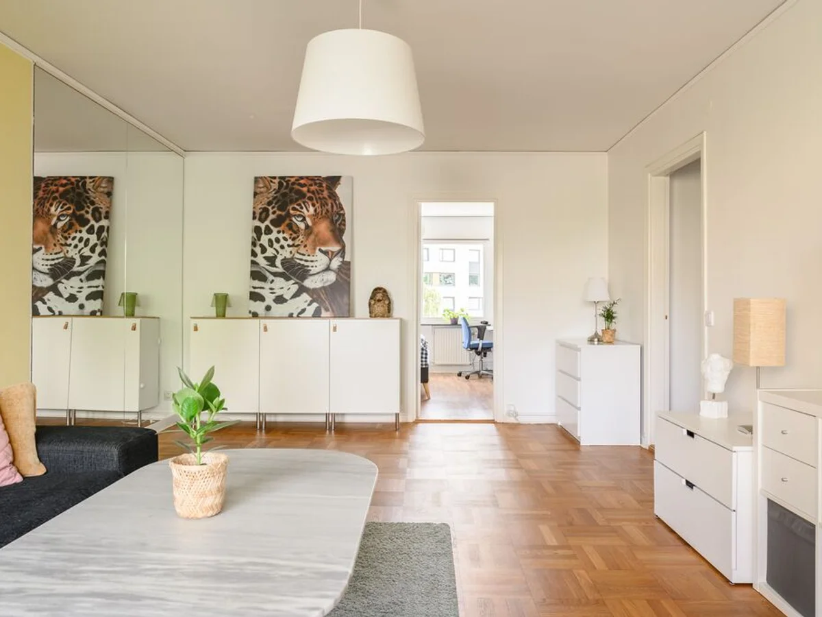Renoverat badrum - uppdaterade ytskikt - balkong i västerläge - Kastanjegatan 25B, Nilstorp