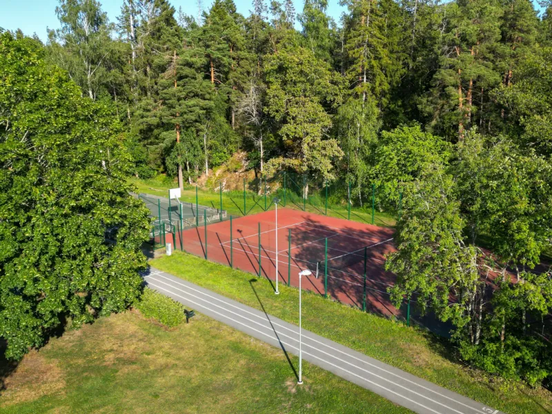Gustaf Hööks väg 5 - Villadröm med havet runt hörnet!